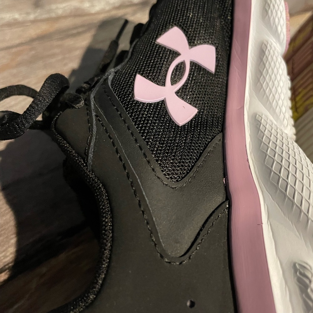 Under Armor Charged Assert Size 8 1/2 Women’s Sho… - image 6